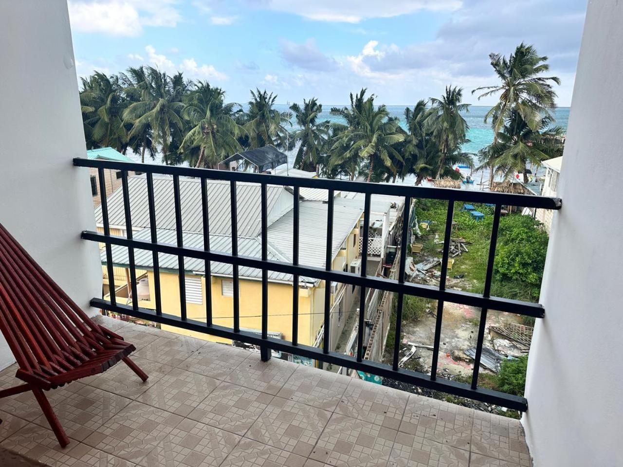 Enjoy Hotel Caye Caulker Exteriér fotografie